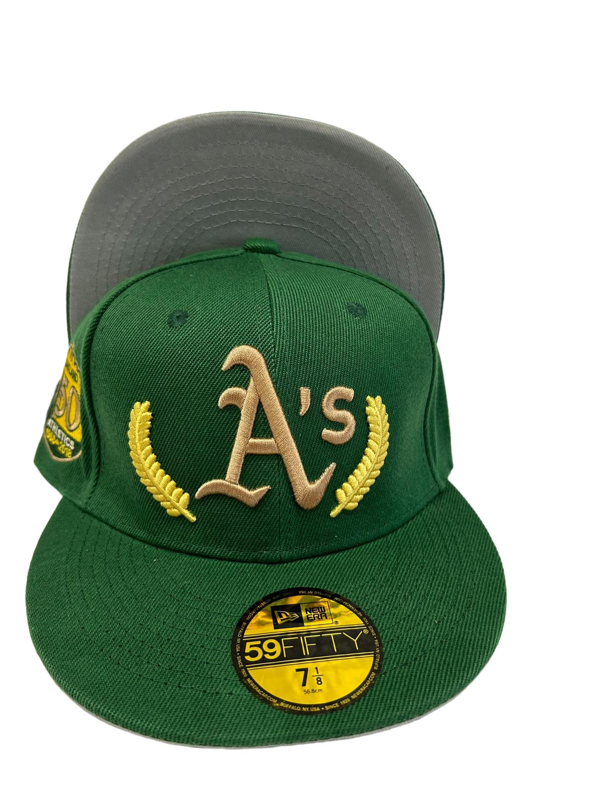 Original Men's Oakland Athletics New Era Green Cooperstown Collection Sure Shot Captain Cap, Fitted Hat